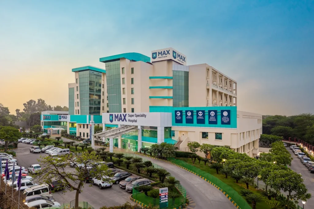 MAX hospital bldg